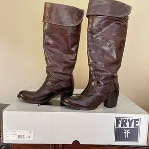 Frye Leather Boots Brown Size 7.5 Very good condition.